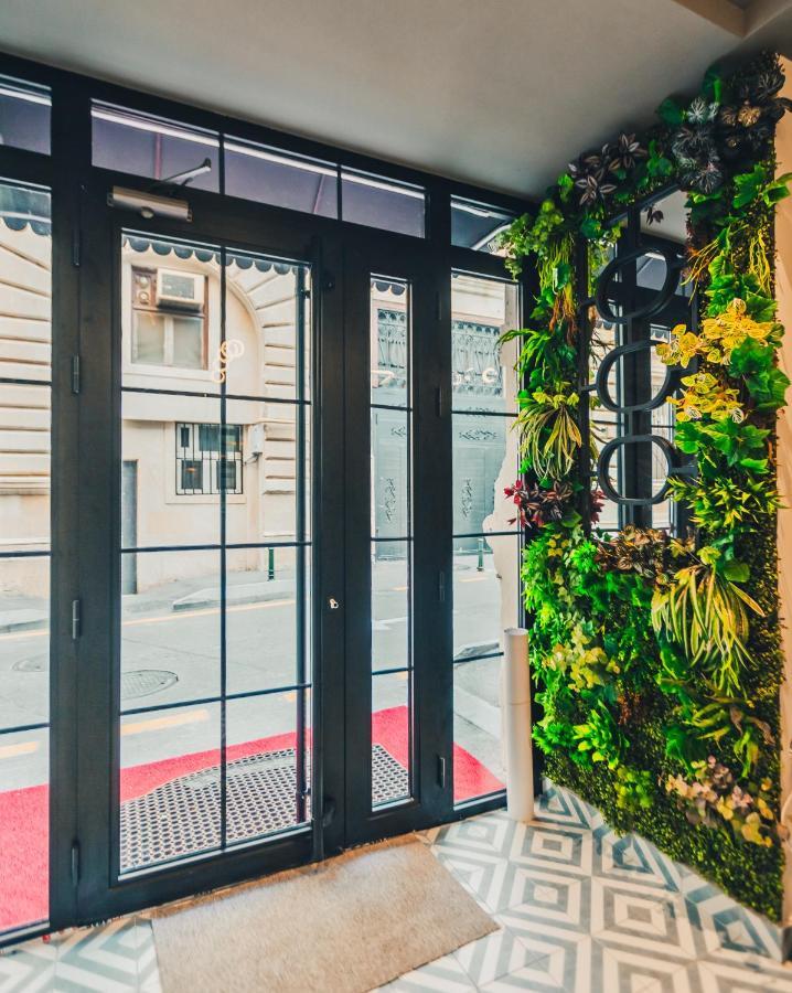 Eleven Hotel Баку Екстериор снимка
